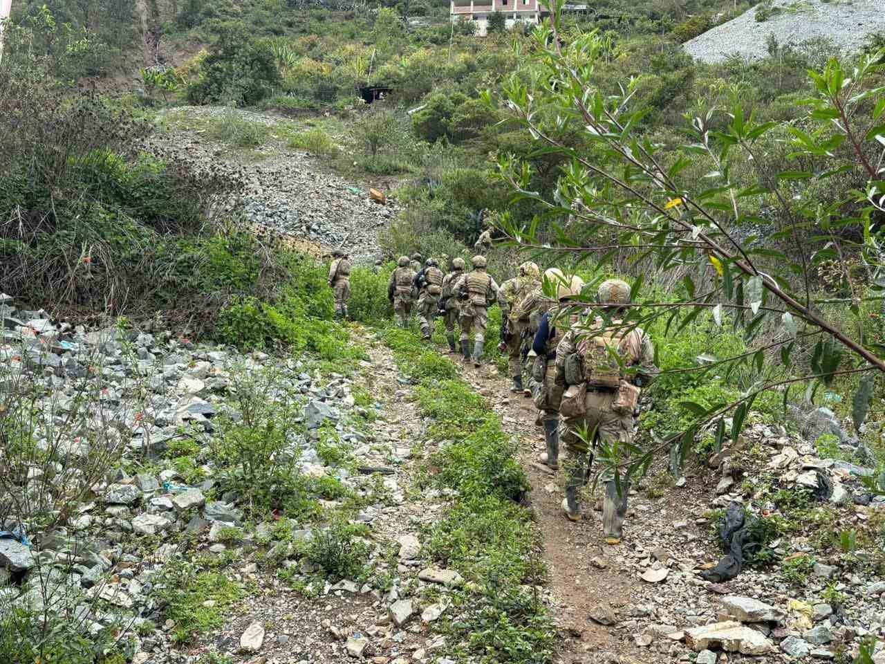 Liberan a 29 mineros secuestrados en Pataz tras enfrentamiento armado