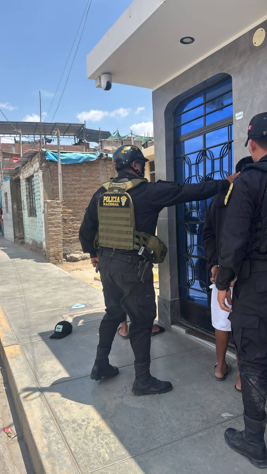 Policía intervino a dos sujetos de la Banda Criminal Los Chukys de Parcona por Hurto de Mototaxi